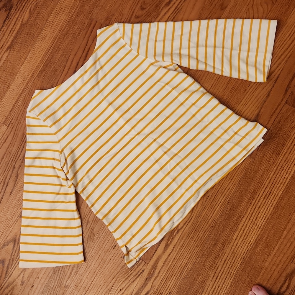 Old Navy striped top, size medium